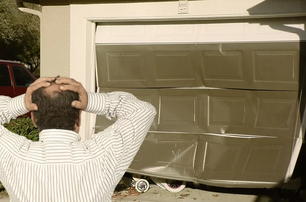 How To Repair a Garage Door ?